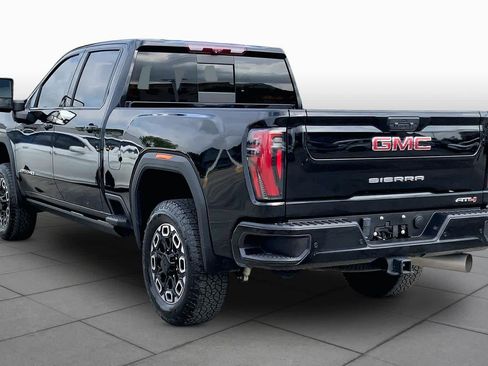 Used 2024 GMC Sierra 2500 AT4 w/ AT4 Premium Plus Package AWD/4WD image 12
