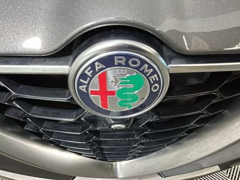 Used 2024 Alfa Romeo Tonale Ti w/ Active Assist Package AWD/4WD image 9