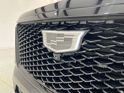 Used 2026 Cadillac Escalade ESV Platinum Sport w/ LPO, ONYX Package AWD/4WD image 31