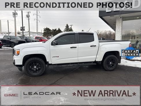 Used 2022 GMC Canyon AT4 w/ Trailering Package image 2