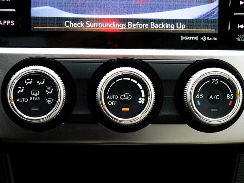 Used 2015 Subaru Crosstrek 2.0i Limited image 19