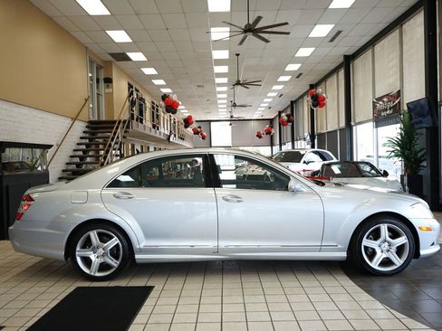 Used 2008 Mercedes-Benz S 550 4MATIC w/ AMG Sport Pkg image 17