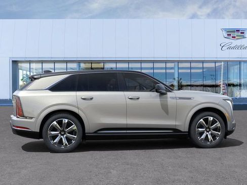 New 2025 Cadillac Escalade IQ Luxury 1 w/ Smart Trailering package AWD/4WD image 5