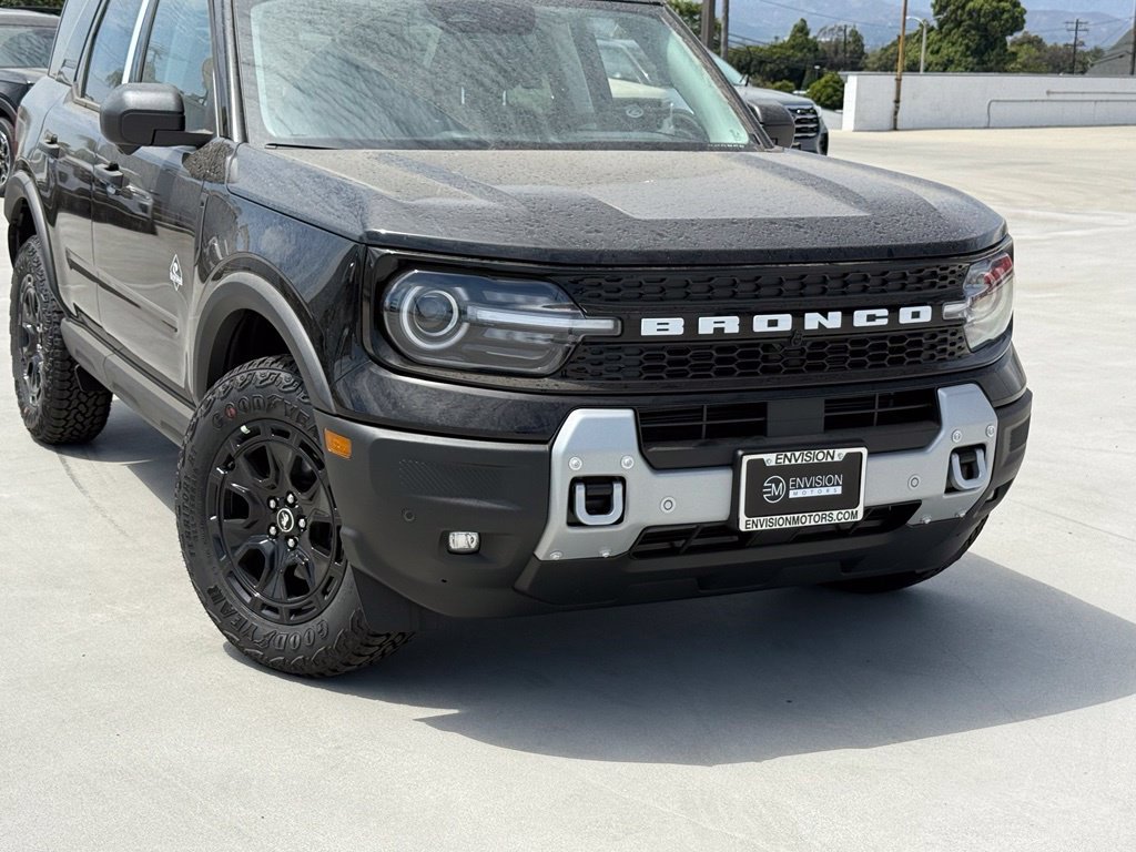 New 2026 Ford Bronco Sport Outer Banks w/ Sasquatch Outer Banks Package AWD/4WD image 3