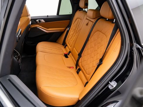 Used 2023 BMW X5 xDrive40i w/ Premium Package image 17