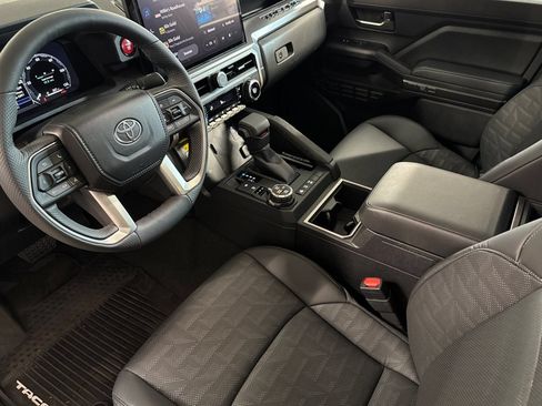 New 2026 Toyota Tacoma TRD Off-Road w/ TRD Off Road Premium Package AWD/4WD image 10