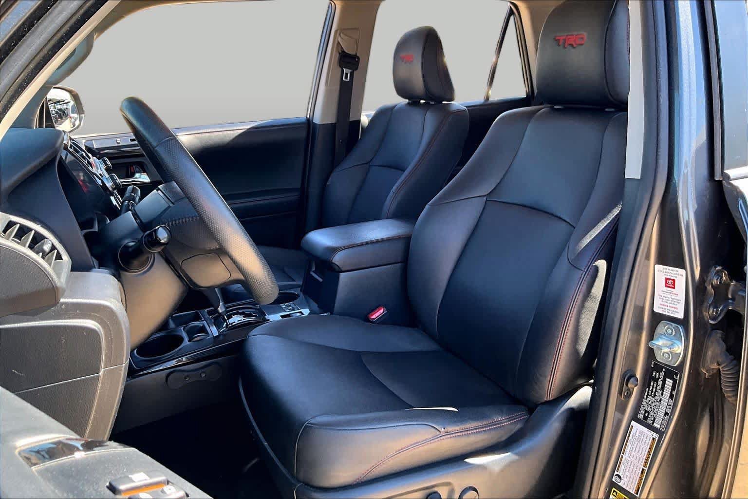 Used 2019 Toyota 4Runner TRD Off-Road Premium AWD/4WD image 8