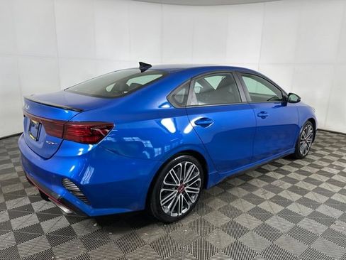 Used 2023 Kia Forte GT image 3