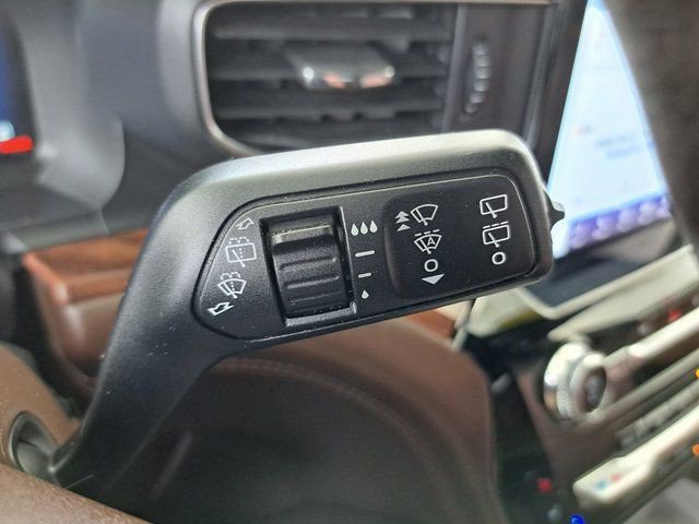 Used 2022 Ford Explorer King Ranch w/ Premium Technology Package AWD/4WD image 11
