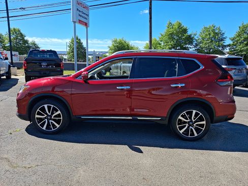 Used 2020 Nissan Rogue SL w/ Premium Package AWD/4WD image 4