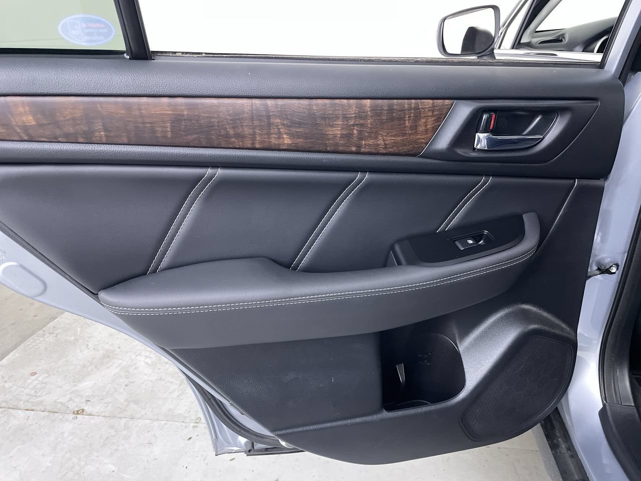 Used 2019 Subaru Outback 2.5i Limited AWD/4WD image 18