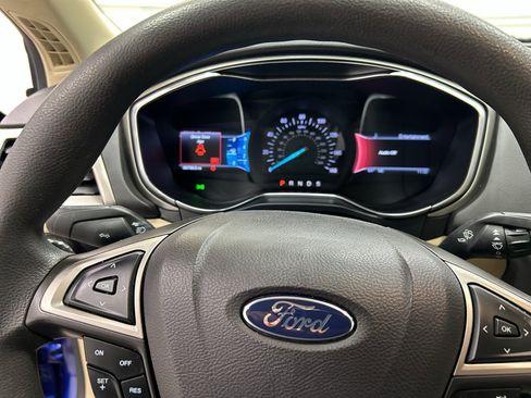 Used 2014 Ford Fusion SE image 14