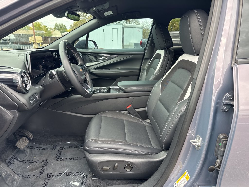 Used 2024 Chevrolet Blazer EV LT AWD/4WD image 9