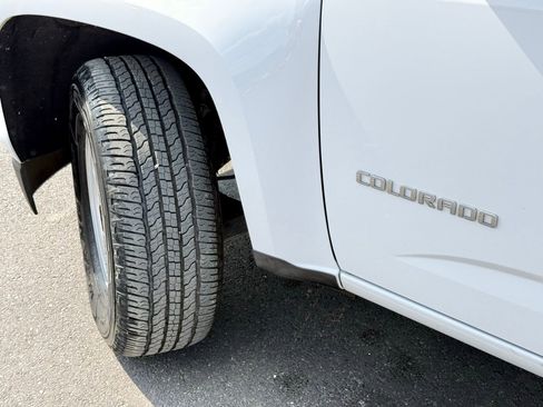 Used 2018 Chevrolet Colorado W/T w/ WT Convenience Package image 2