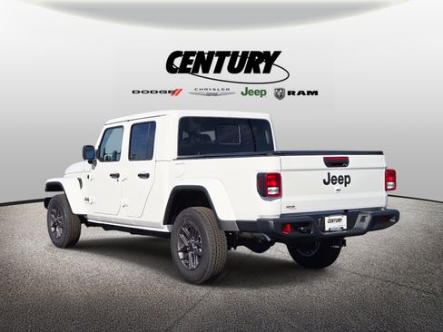 New 2026 Jeep Gladiator Sport AWD/4WD image 6