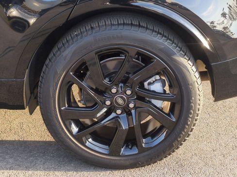 Certified 2022 Land Rover Discovery HSE R-Dynamic image 27