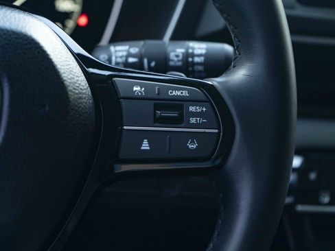 Used 2025 Honda Pilot Touring image 22