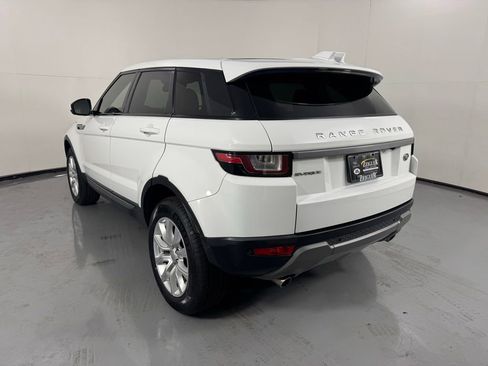 Used 2019 Land Rover Range Rover Evoque SE AWD/4WD image 8