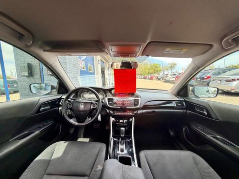 Used 2017 Honda Accord LX image 30