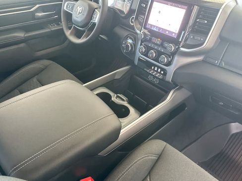 New 2026 RAM 1500 Big Horn AWD/4WD image 16