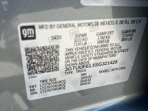 Used 2025 GMC Sierra 1500 AT4X AWD/4WD image 13