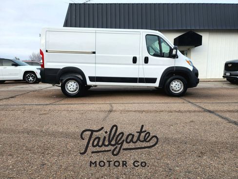 Used 2023 RAM ProMaster 2500 image 1