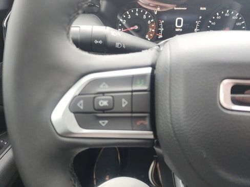 New 2026 Jeep Compass Latitude image 11