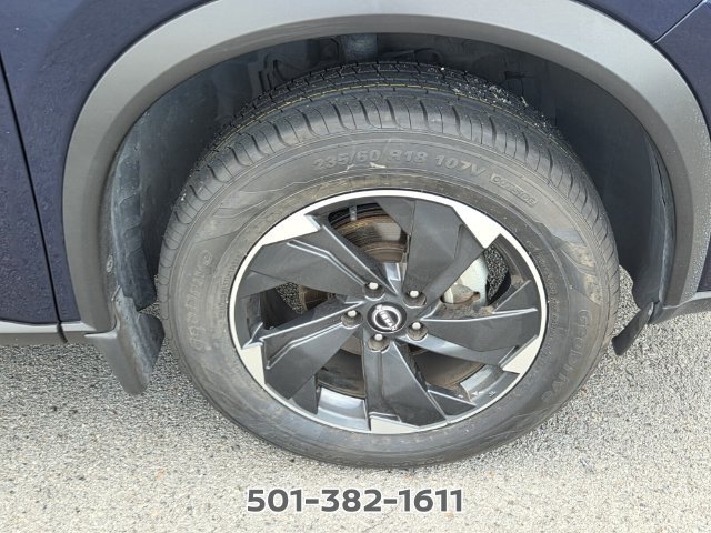 Used 2024 Nissan Rogue SV FWD image 17