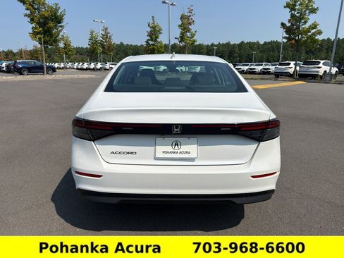 Used 2023 Honda Accord EX image 6
