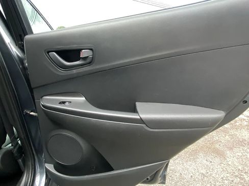 Used 2021 Hyundai Kona SEL FWD image 17