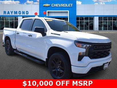 New 2025 Chevrolet Silverado 1500 Custom w/ Turbomax Blackout Package