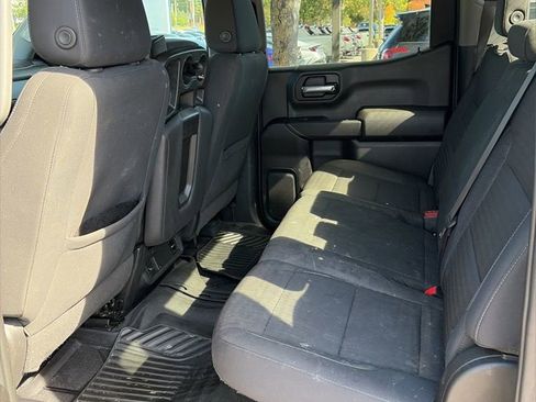 Used 2022 Chevrolet Silverado 1500 Custom image 11