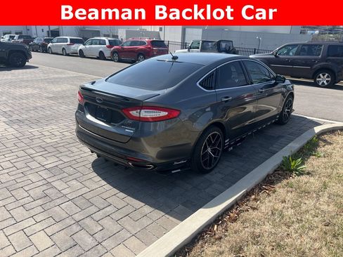 Used 2016 Ford Fusion Titanium image 4