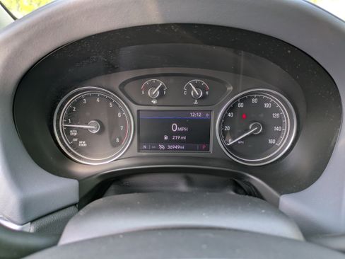 Used 2020 Buick Enclave Essence w/ Sport Touring Edition image 27