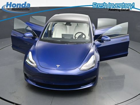 Used 2023 Tesla Model 3 Standard Range RWD image 38