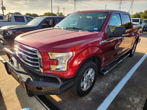 Used 2015 Ford F150 XLT w/ Equipment Group 301A Mid RWD image 2