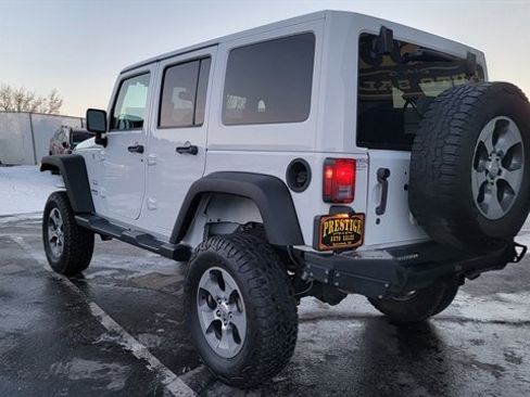 Used 2017 Jeep Wrangler Unlimited Sahara w/ Trailer Tow Group image 9