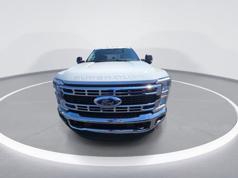 New 2026 Ford F350 XLT image 3