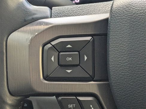 Used 2022 Ford F350 Limited image 28