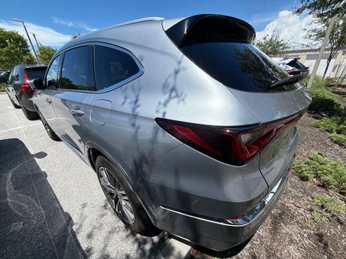 Used 2025 Acura MDX w/ Advance Package AWD/4WD image 3