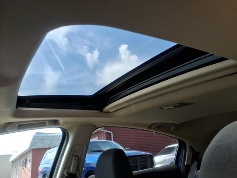 Used 2018 Honda HR-V EX image 3