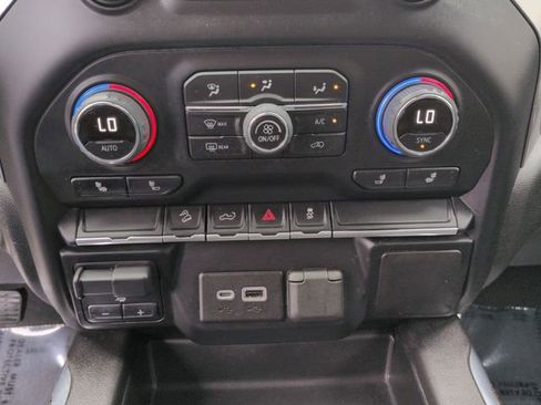 Used 2021 Chevrolet Silverado 1500 LT Trail Boss image 18