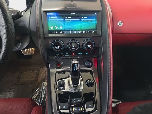 Used 2024 Jaguar F-TYPE R AWD/4WD image 22