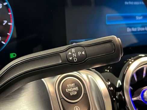 Certified 2021 Mercedes-Benz GLB 250 4MATIC image 24