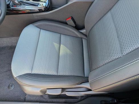 New 2026 Chevrolet Trax LT w/ Sunroof Package image 4