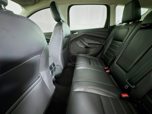 Used 2019 Ford Escape SEL image 24