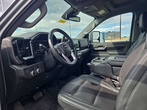 Used 2024 GMC Sierra 3500 SLT AWD/4WD image 11