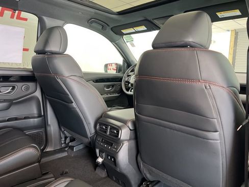 New 2026 Honda Pilot TrailSport image 12
