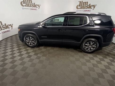 Used 2023 GMC Acadia SLE w/ Driver Convenience Package image 5