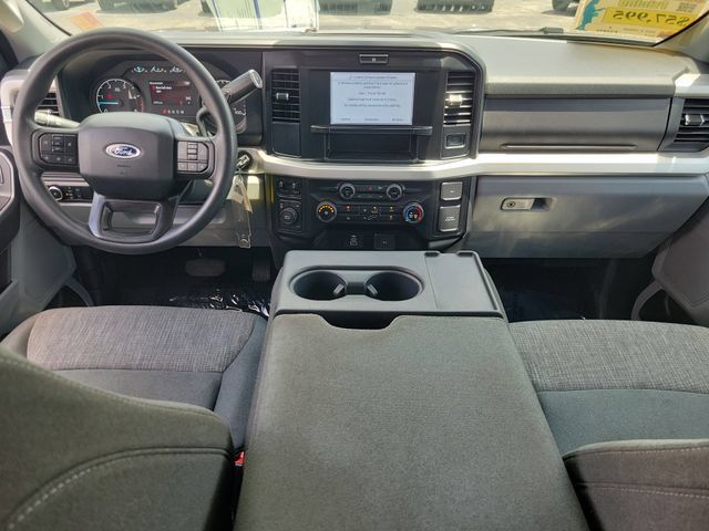 Certified 2025 Ford F250 XLT AWD/4WD image 11